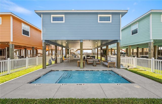 180 Paradise Pointe Dr, Port Aransas, TX 78373