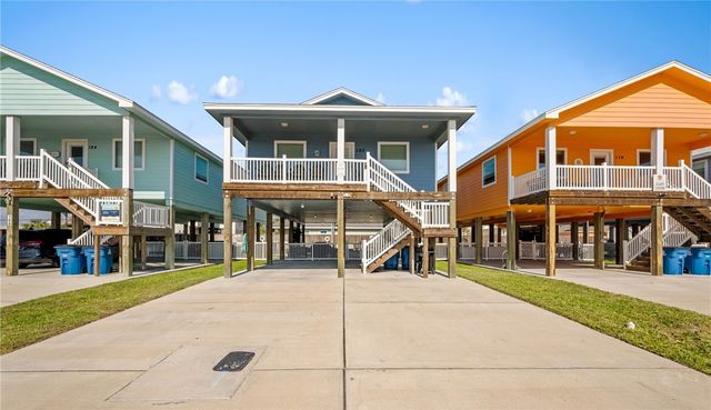 180 Paradise Pointe Dr, Port Aransas, TX 78373