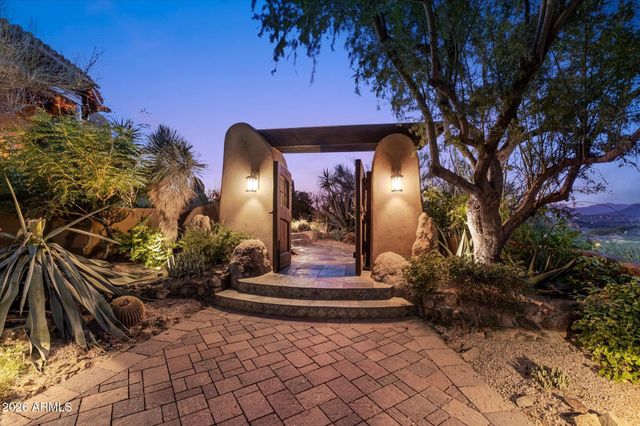11237 E TROON MOUNTAIN Drive, Scottsdale, AZ 85255