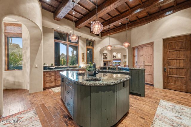 11237 E TROON MOUNTAIN Drive, Scottsdale, AZ 85255