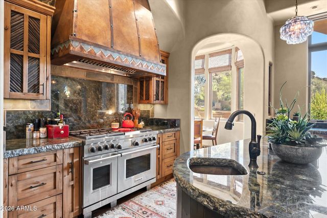11237 E TROON MOUNTAIN Drive, Scottsdale, AZ 85255