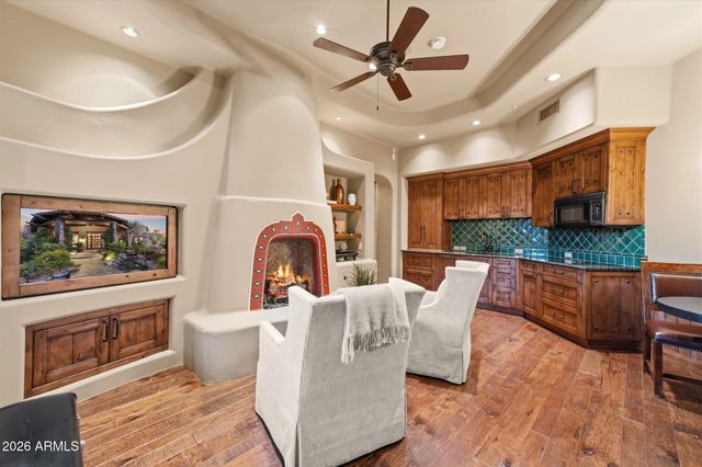 11237 E TROON MOUNTAIN Drive, Scottsdale, AZ 85255