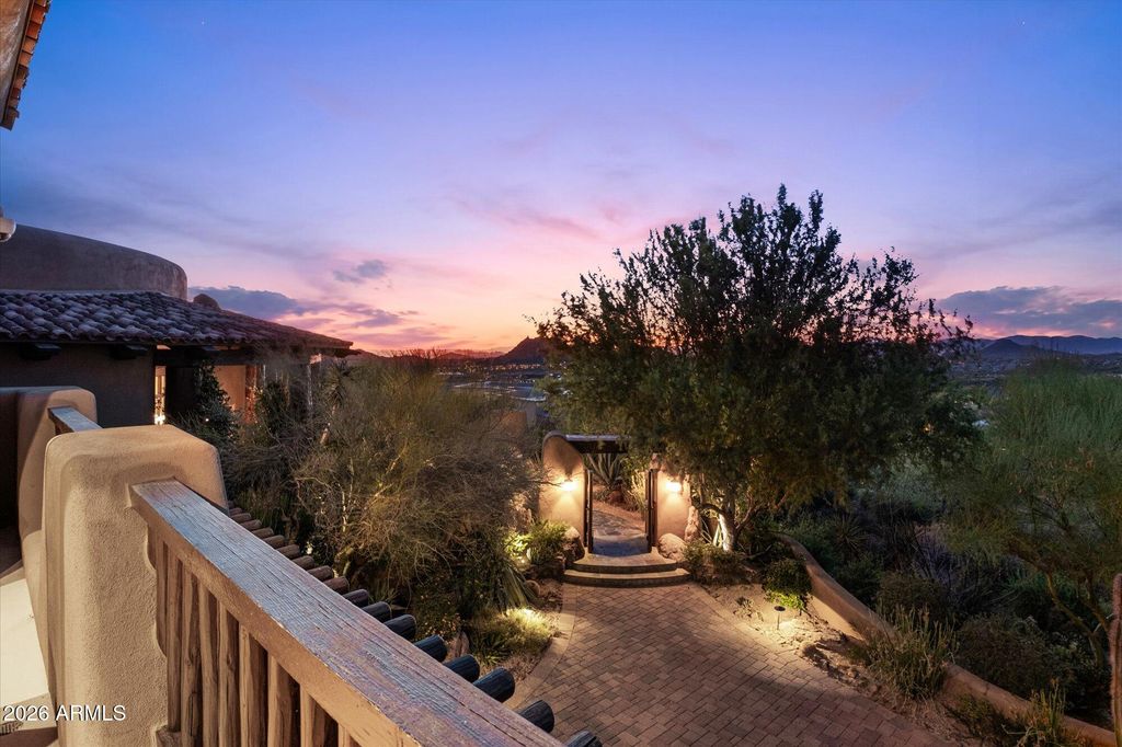 11237 E TROON MOUNTAIN Drive, Scottsdale, AZ 85255 — photo 3