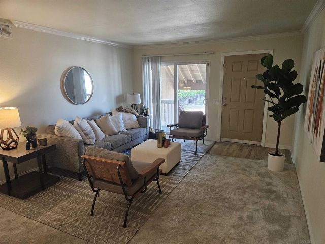 180 Chambers 21, El Cajon, CA 92020