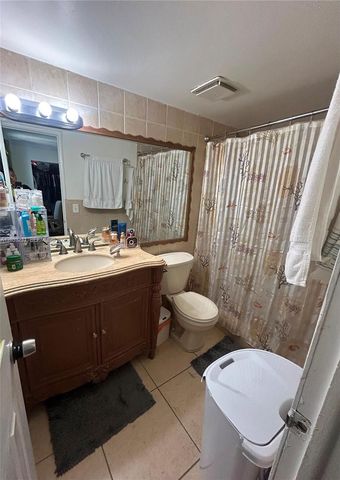 10284 NW 9th St Cir 204, Miami, FL 33172