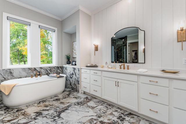 10900 Triple Crown Boulevard, Union, KY 41091