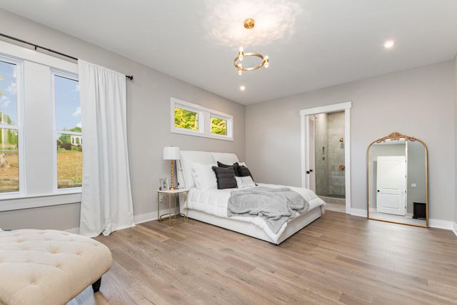 10900 Triple Crown Boulevard, Union, KY 41091