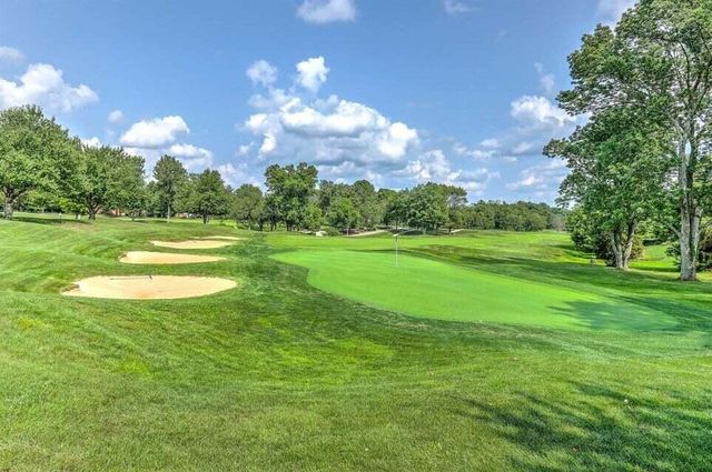 10900 Triple Crown Boulevard, Union, KY 41091