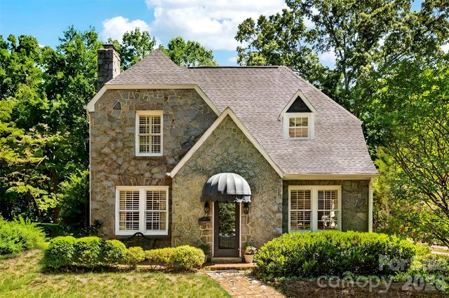 1211 S Belvedere Avenue, Gastonia, NC 28054