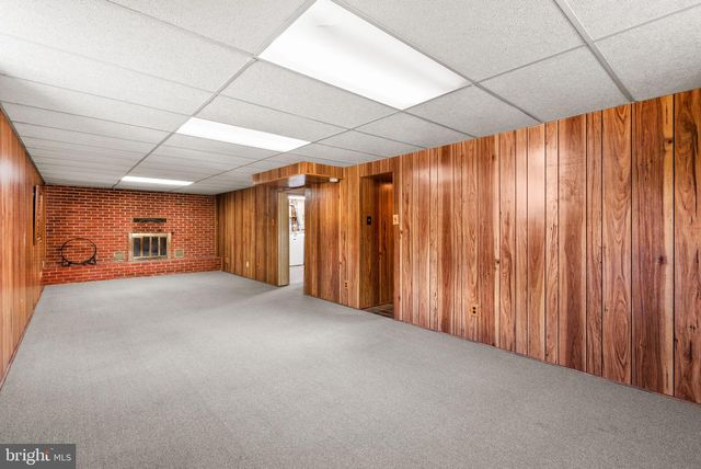 8700 50TH PL, College Park, MD 20740