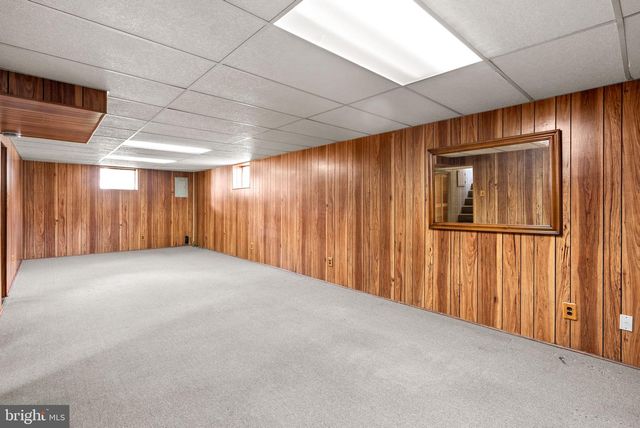 8700 50TH PL, College Park, MD 20740