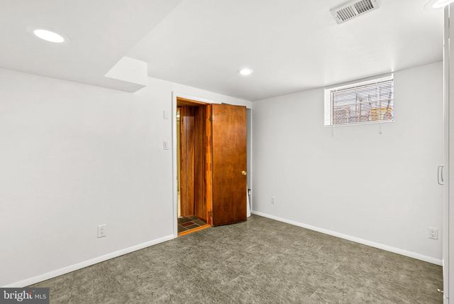 8700 50TH PL, College Park, MD 20740