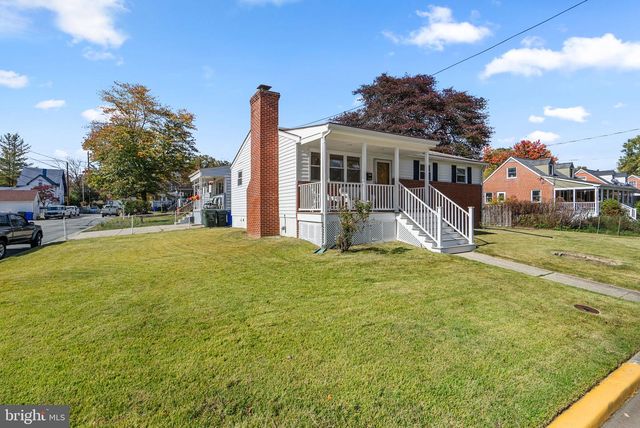 8700 50TH PL, College Park, MD 20740