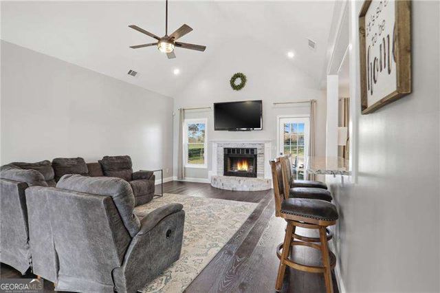 370 Olde Wick Trail, Hoschton, GA 30548