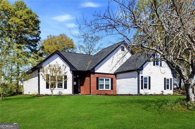 370 Olde Wick Trail, Hoschton, GA 30548