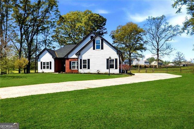 370 Olde Wick Trail, Hoschton, GA 30548