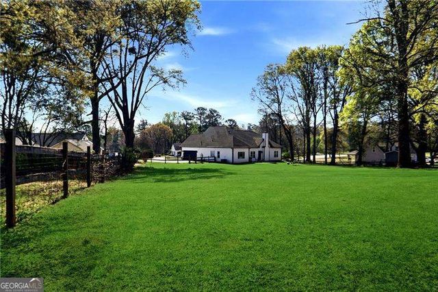 370 Olde Wick Trail, Hoschton, GA 30548