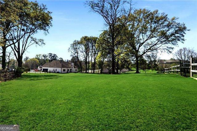 370 Olde Wick Trail, Hoschton, GA 30548