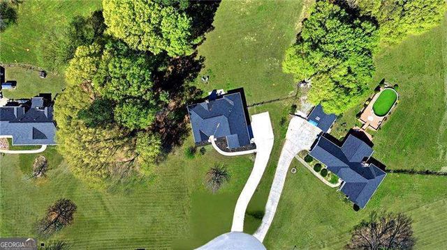 370 Olde Wick Trail, Hoschton, GA 30548