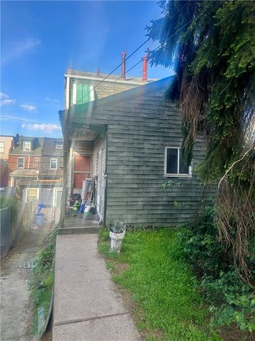 251 37th St, Lawrenceville, PA 15201