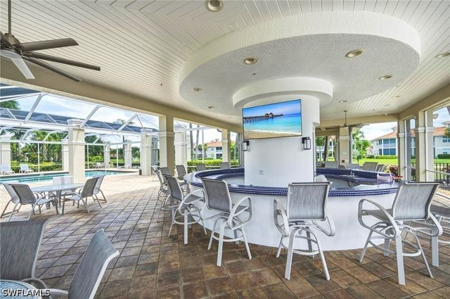 3053 Driftwood WAY 3907, Naples, FL 34109