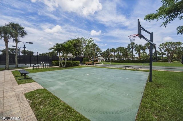 3053 Driftwood WAY 3907, Naples, FL 34109