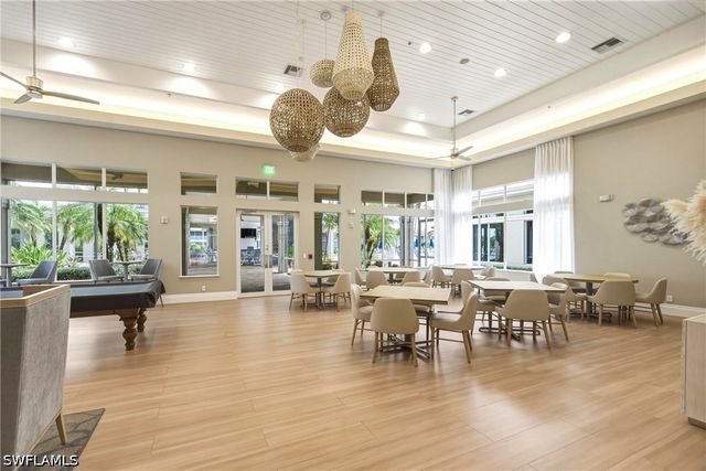 3053 Driftwood WAY 3907, Naples, FL 34109