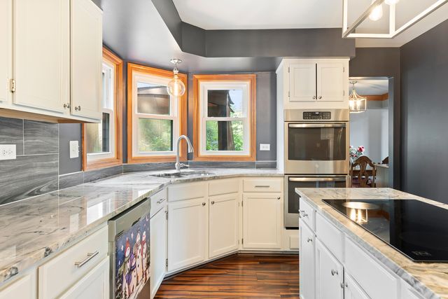 1139 Grand Oak Court, Bartlett, IL 60103