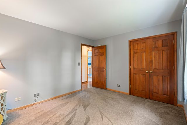 1139 Grand Oak Court, Bartlett, IL 60103