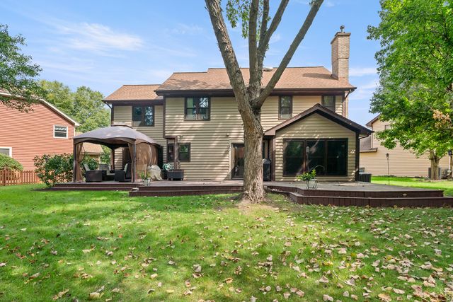 1139 Grand Oak Court, Bartlett, IL 60103