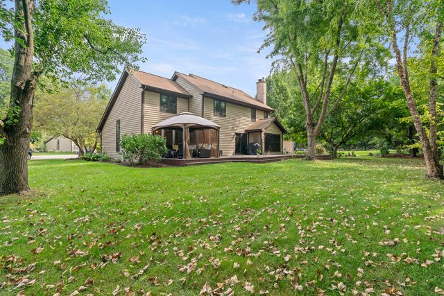 1139 Grand Oak Court, Bartlett, IL 60103