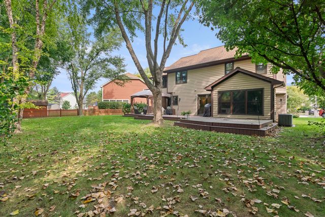 1139 Grand Oak Court, Bartlett, IL 60103