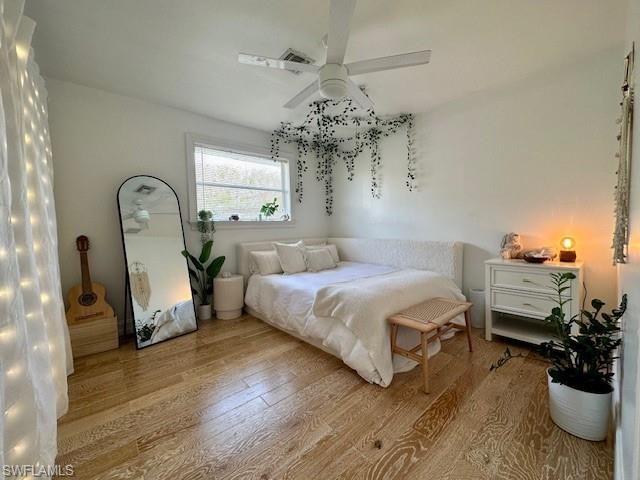 1282 Illinois DR, Naples, FL 34103