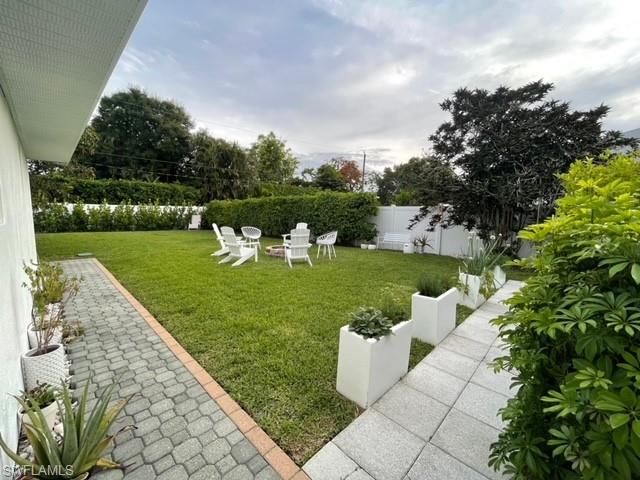 1282 Illinois DR, Naples, FL 34103