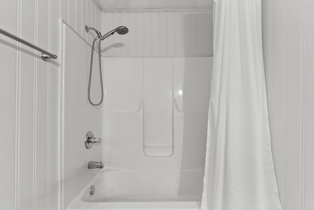 633 Pleasant Hill Drive, Harrodsburg, KY 40330