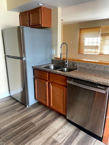 674 Cleo Court 674, Wheeling, IL 60090