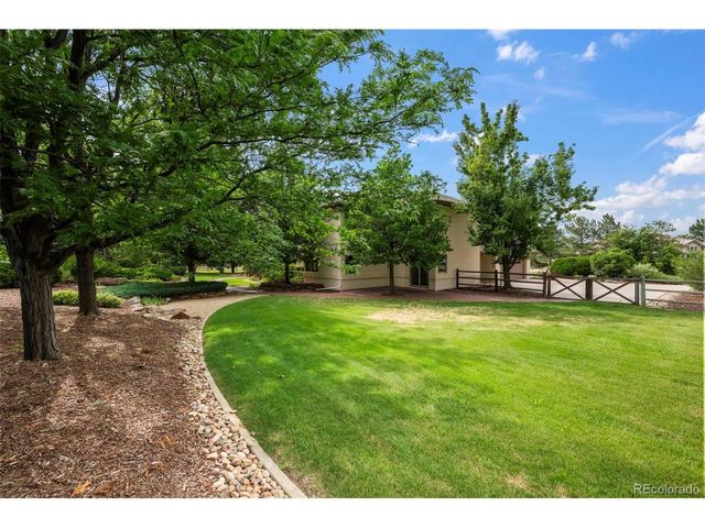 7542 Crestview Dr, Niwot, CO 80504