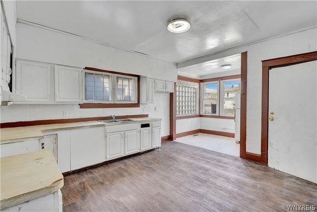 1348 Pierce Avenue, Niagara Falls, NY 14301