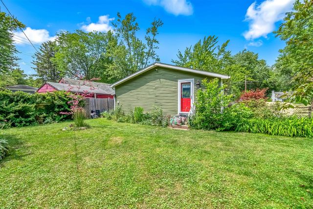 22 Morry Street, Hillsdale, MI 49242