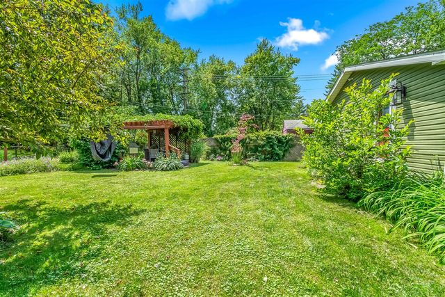 22 Morry Street, Hillsdale, MI 49242