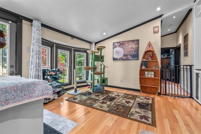22 Morry Street, Hillsdale, MI 49242