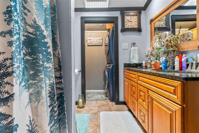 22 Morry Street, Hillsdale, MI 49242