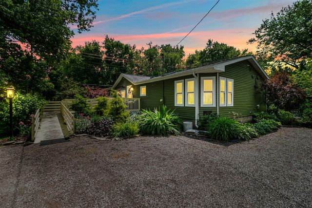 22 Morry Street, Hillsdale, MI 49242