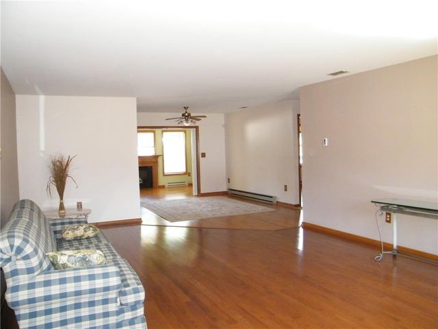 4120 Champagne Drive, Upper Milford Twp, PA 18049