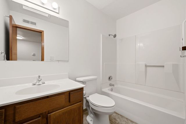 4001 La Frente Court SE, Rio Rancho, NM 87124