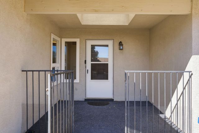 4001 La Frente Court SE, Rio Rancho, NM 87124