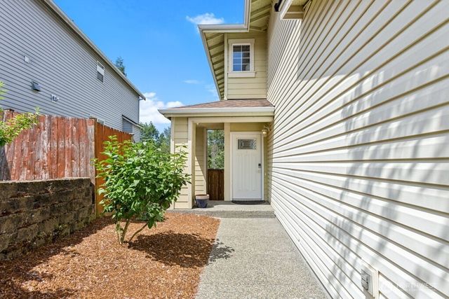 4206 S 137th Street, Tukwila, WA 98168
