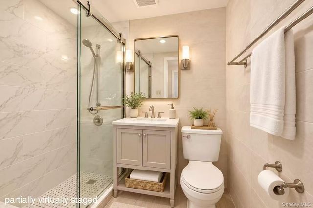13987 35th Avenue 6B, Flushing, NY 11354