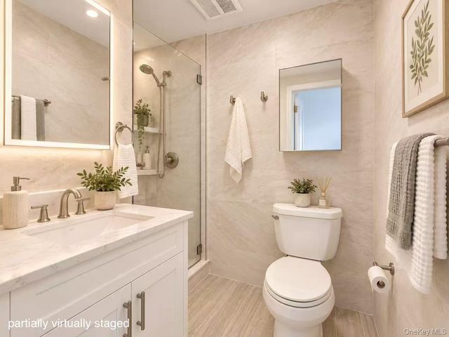 13987 35th Avenue 6B, Flushing, NY 11354