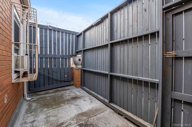 13987 35th Avenue 6B, Flushing, NY 11354